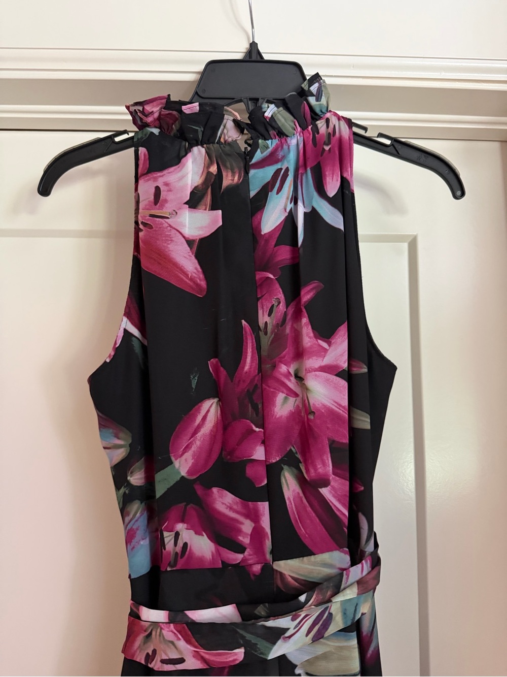 Tahari Arthur S Levine Black Floral Tiered formal dress- size 4 - Picture 7 of 10